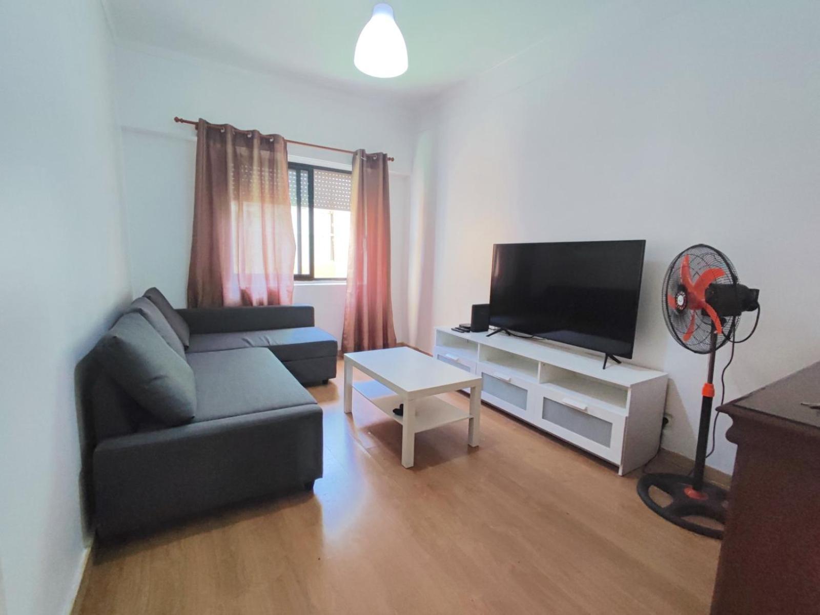 Laxuries Room For Rent Odivelas  Kültér fotó